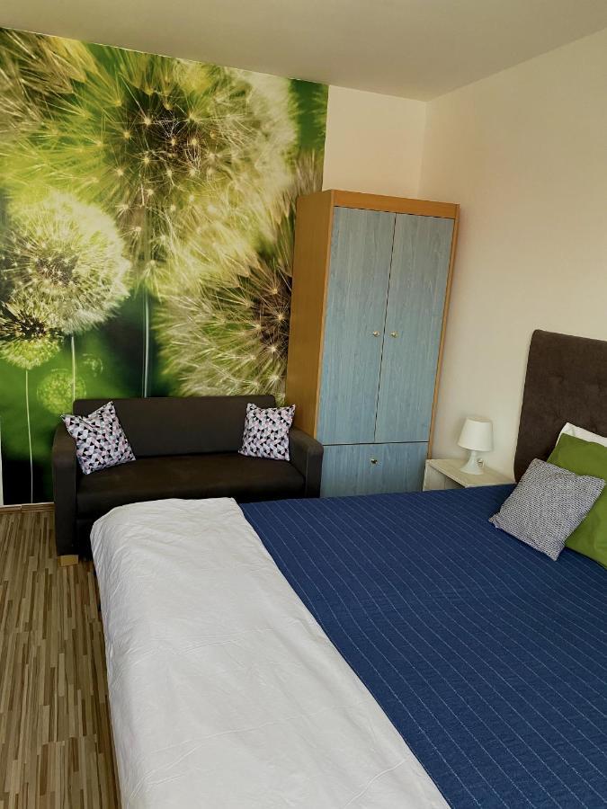 Bobita Apartman Sárvár Eksteriør billede