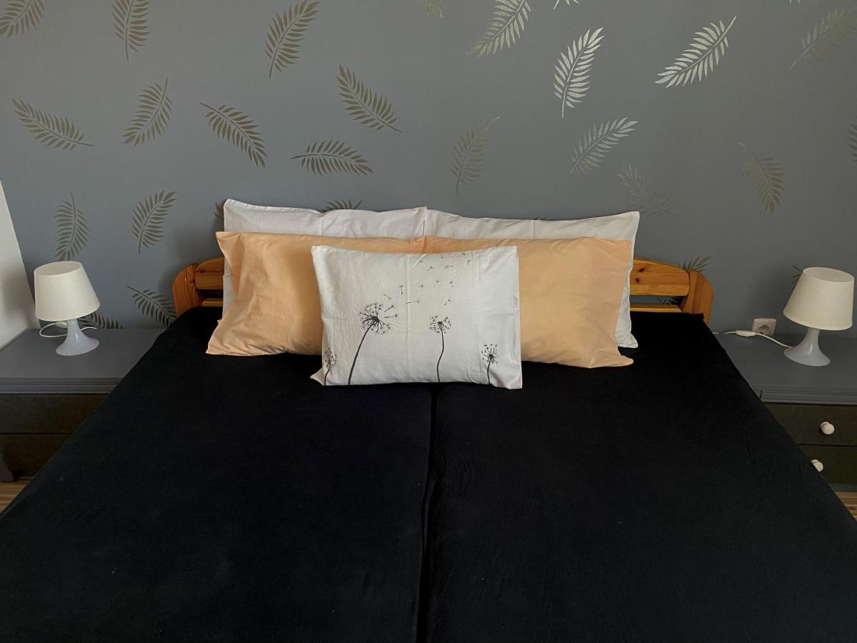 Bobita Apartman Sárvár Eksteriør billede