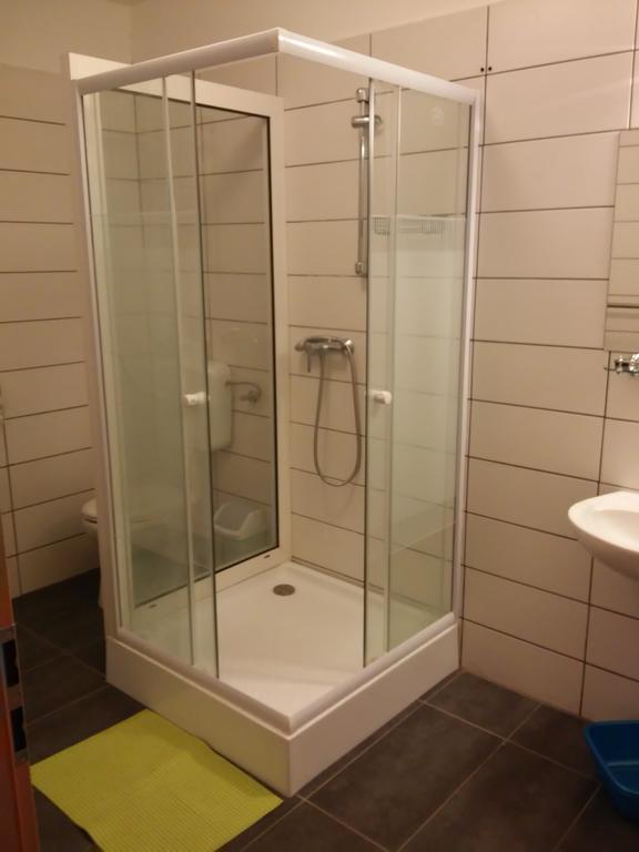 Bobita Apartman Sárvár Værelse billede